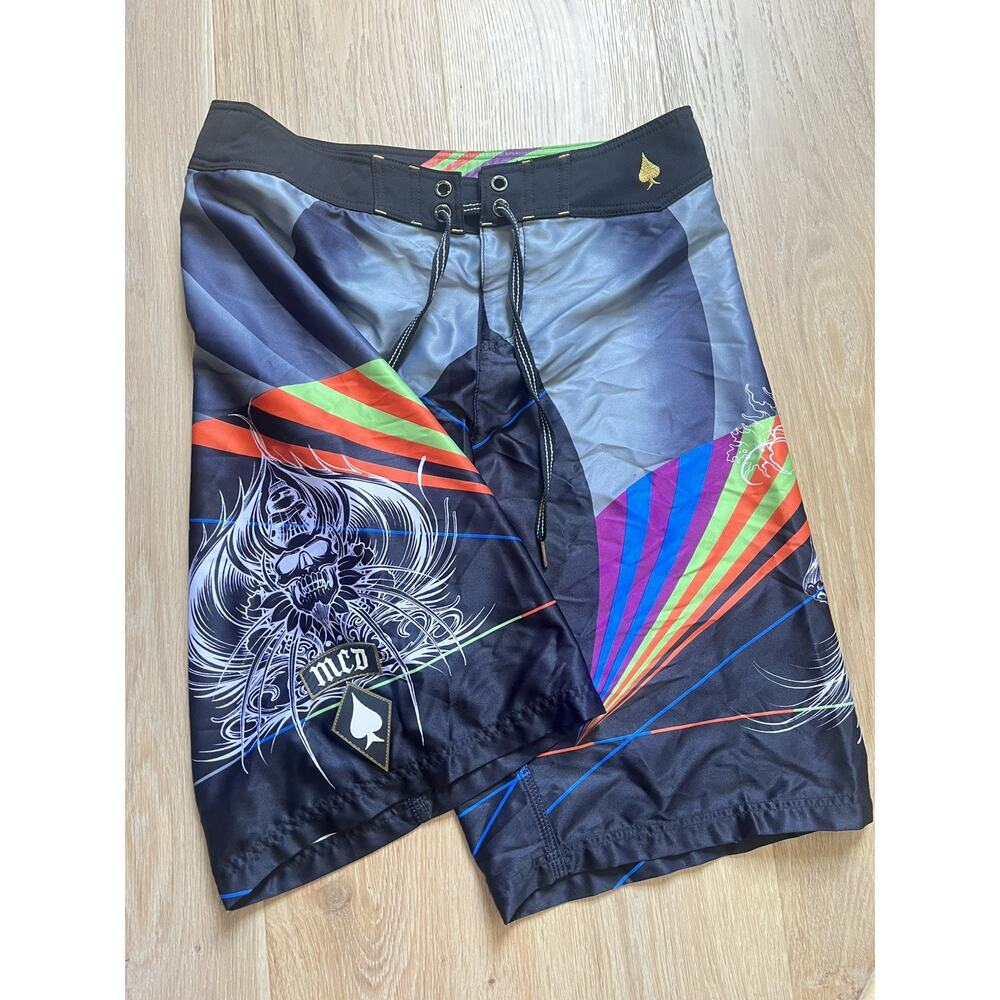 VTG Y2K Affliction Style Board Shorts Mens 32 Skull Gothic Swim Trunks Graphic